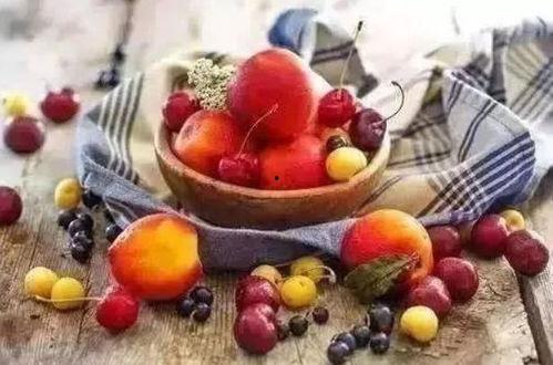 秋有吃果不吃瓜,品味果实，拒绝瓜果诱惑