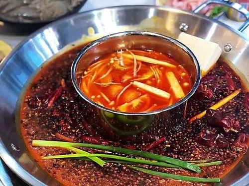吃火锅底料怎么看火候呢,火锅底料烹饪火候的秘诀解析