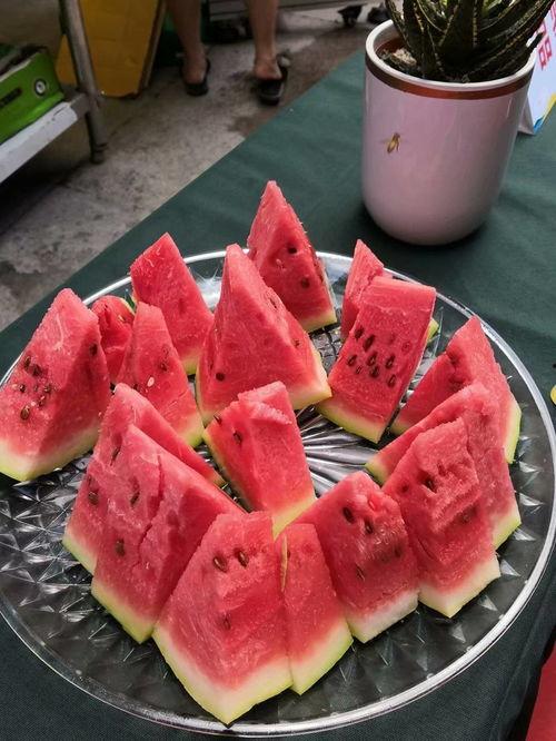 小卫吃瓜,揭秘娱乐圈那些不为人知的幕后故事