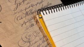 描写明星的句子,光影交织下的璀璨人生